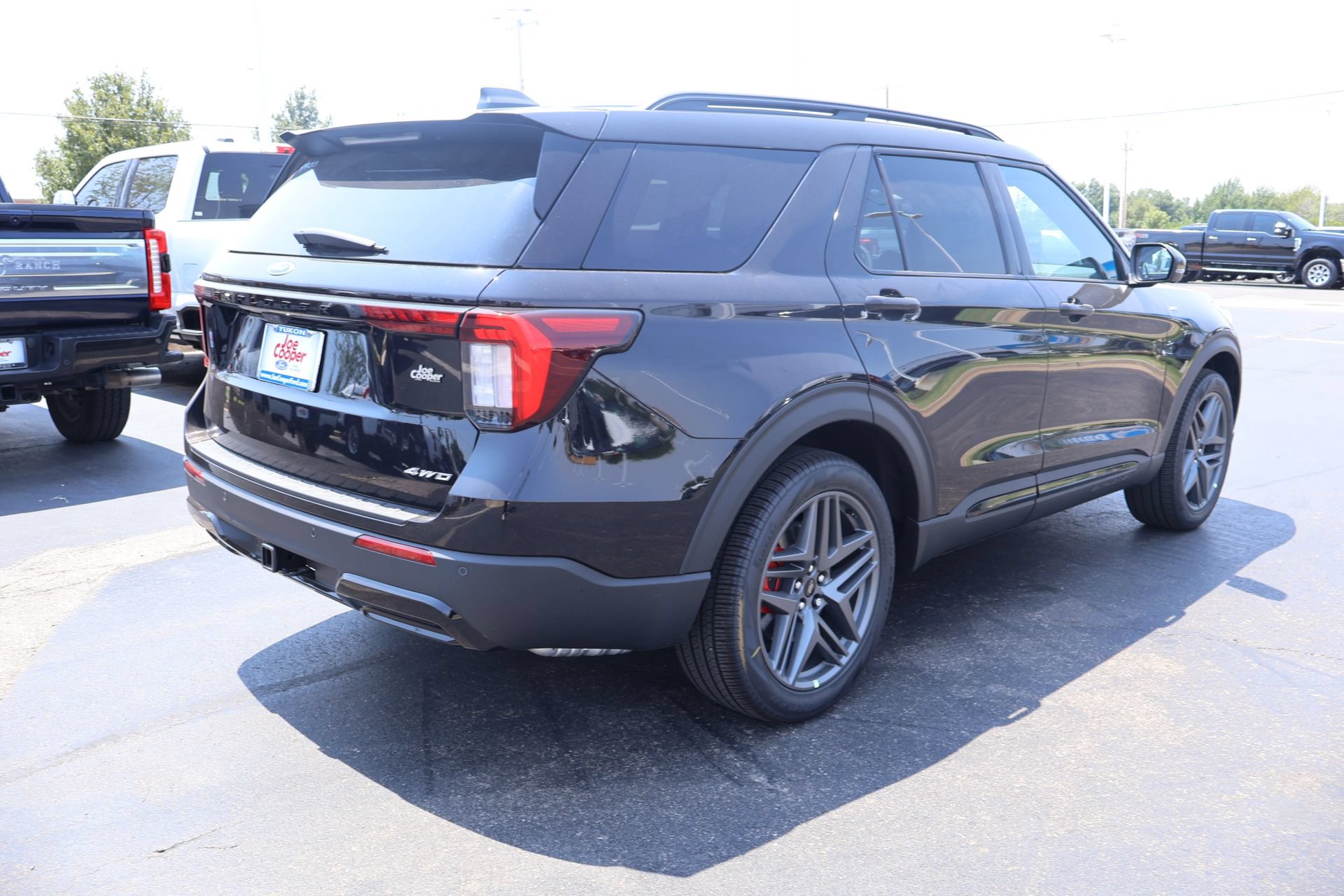 New 2026 Ford Explorer ST-Line w/ ST-Line Street Pack AWD/4WD image 23