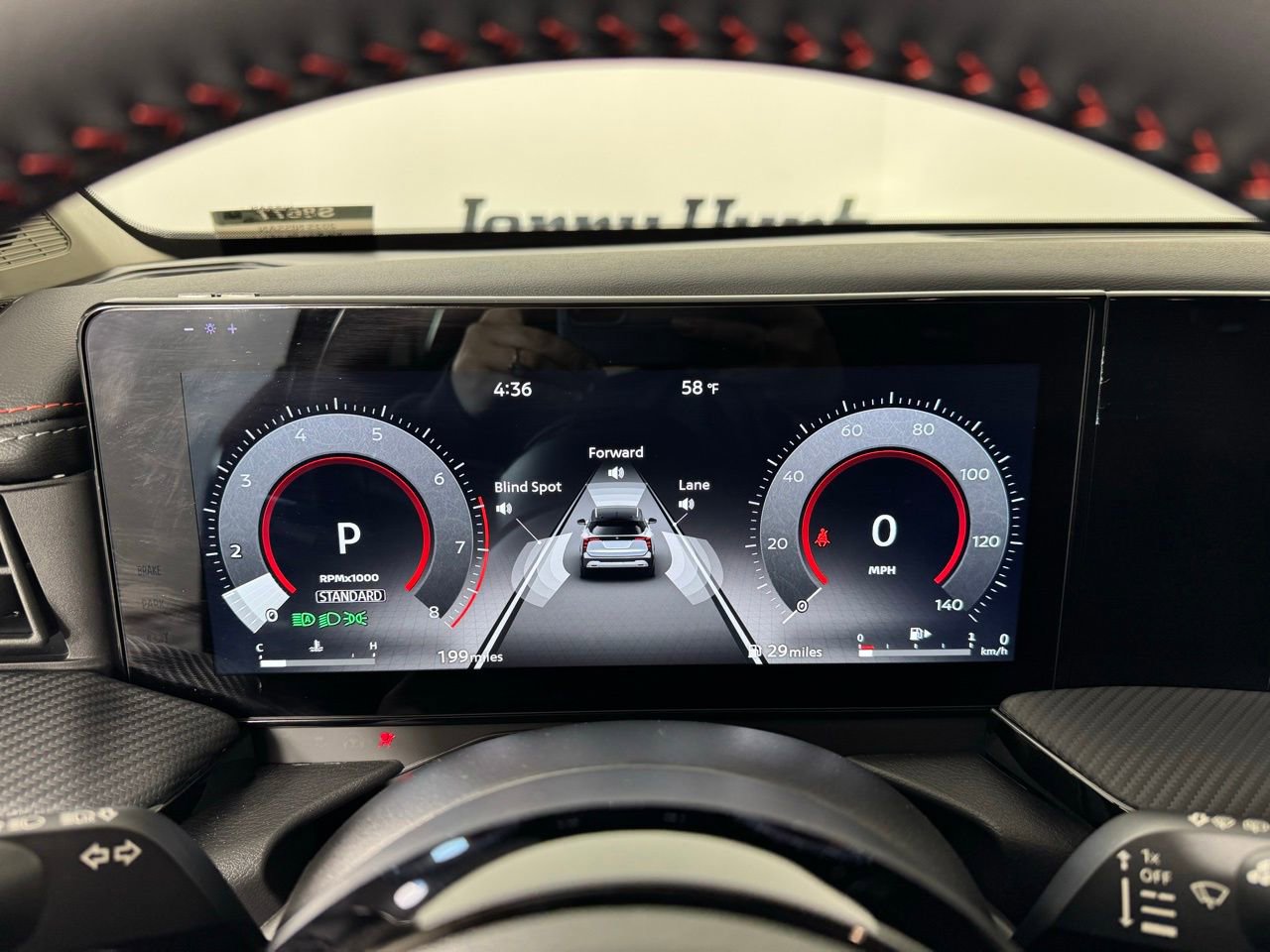 Used 2025 Nissan Kicks SR FWD image 29