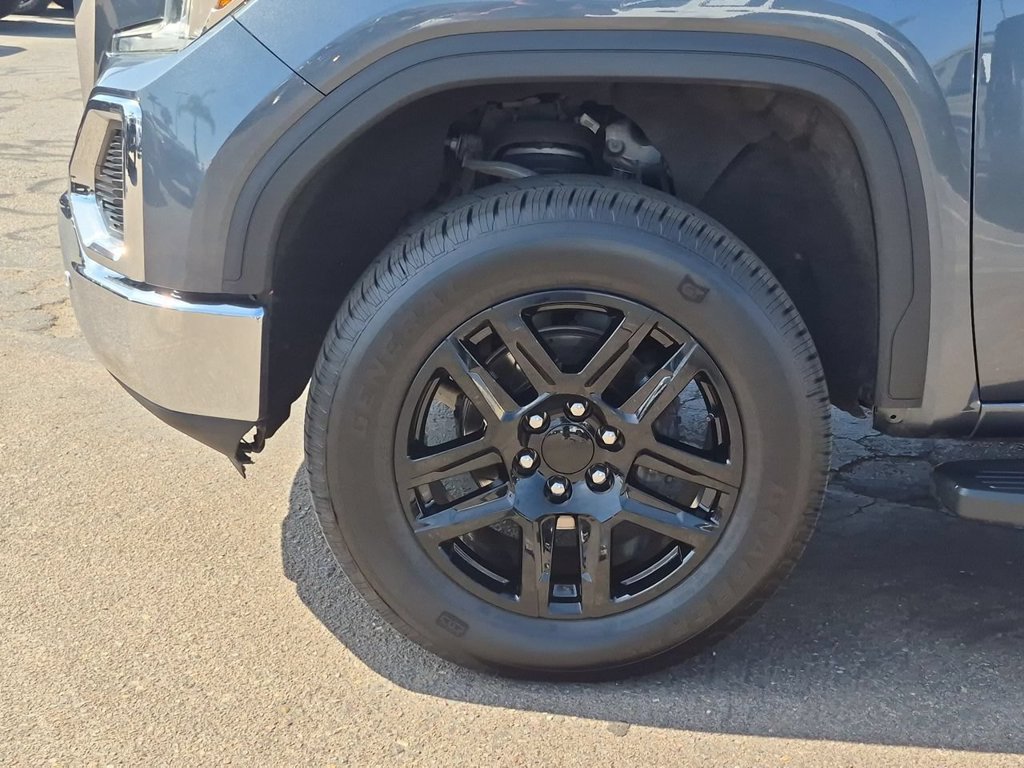 Used 2019 GMC Sierra 1500 SLT w/ SLT Premium Plus Package AWD/4WD image 33