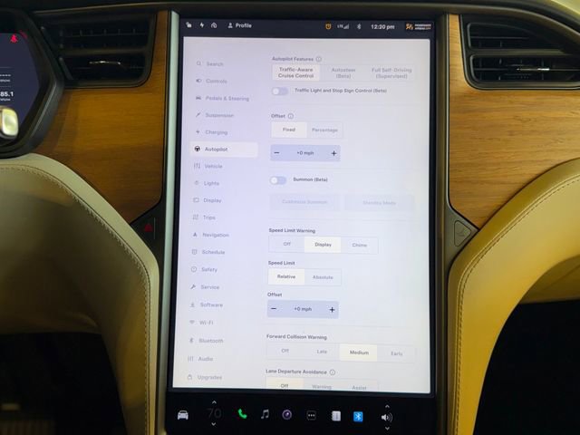 Used 2020 Tesla Model X AWD/4WD image 32