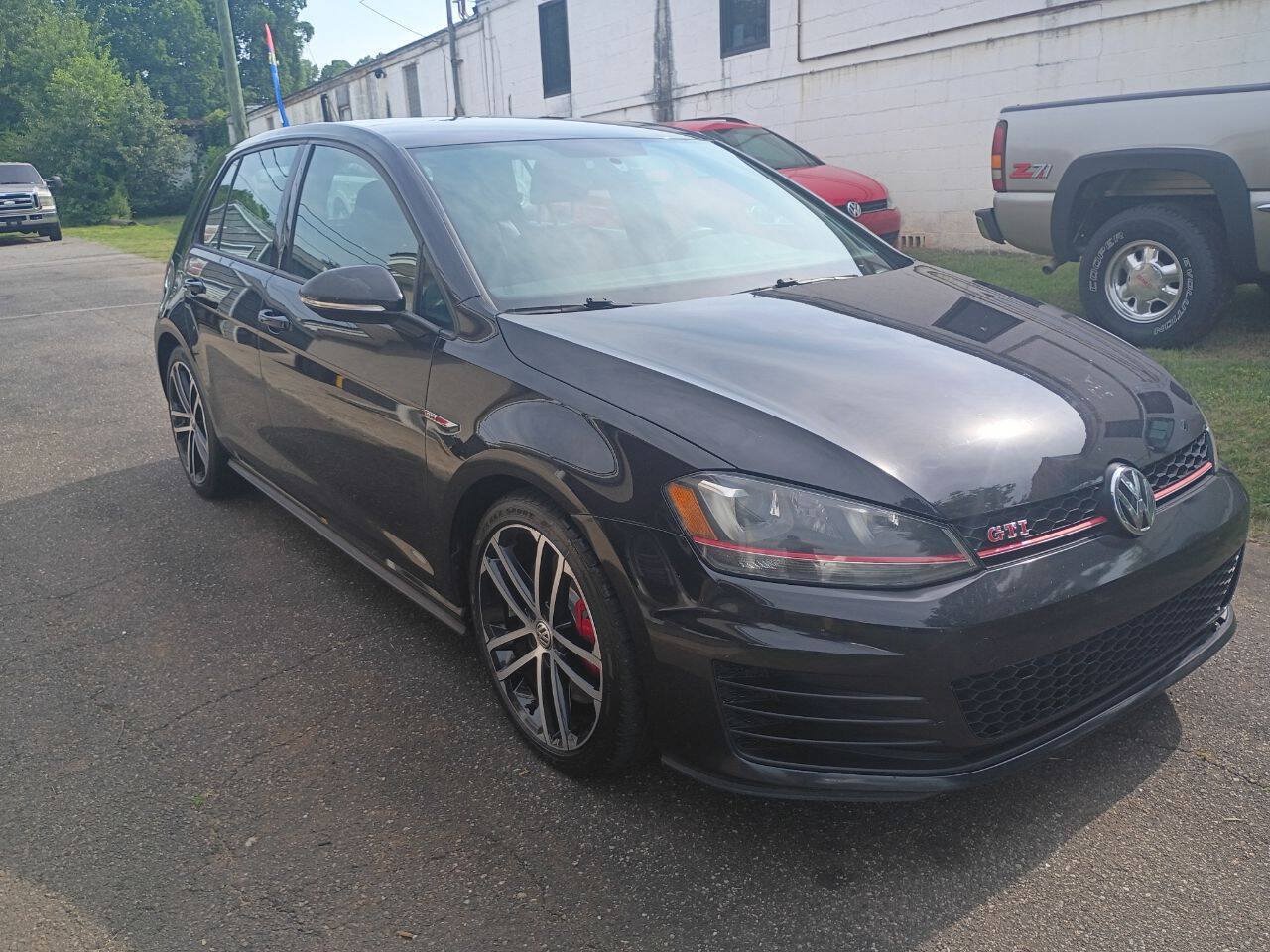 Used 2017 Volkswagen GTI Sport FWD image 4