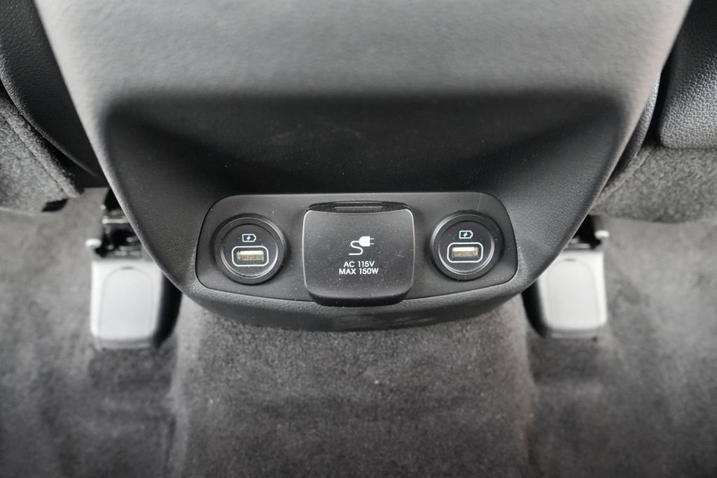 Certified 2021 Hyundai Santa Fe Limited AWD/4WD image 20