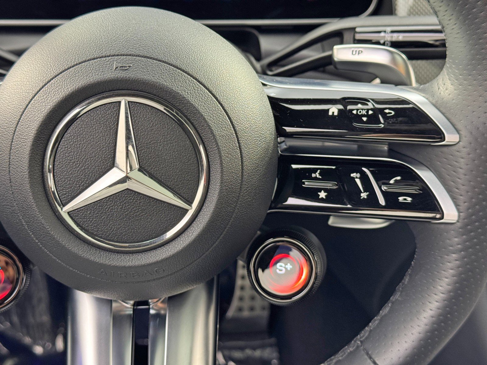 Used 2024 Mercedes-Benz GLC 43 AMG 4MATIC image 24