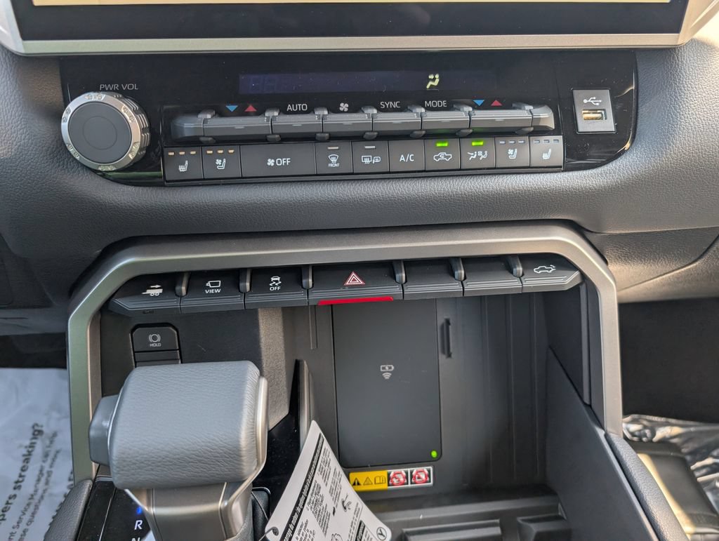 New 2026 Toyota Tundra Limited AWD/4WD image 17