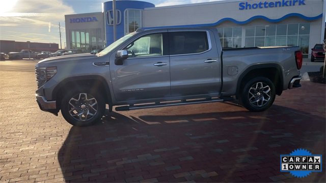 Used 2023 GMC Sierra 1500 SLT w/ SLT Premium Package image 6