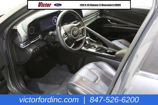 Used 2023 Hyundai Elantra Limited image 5