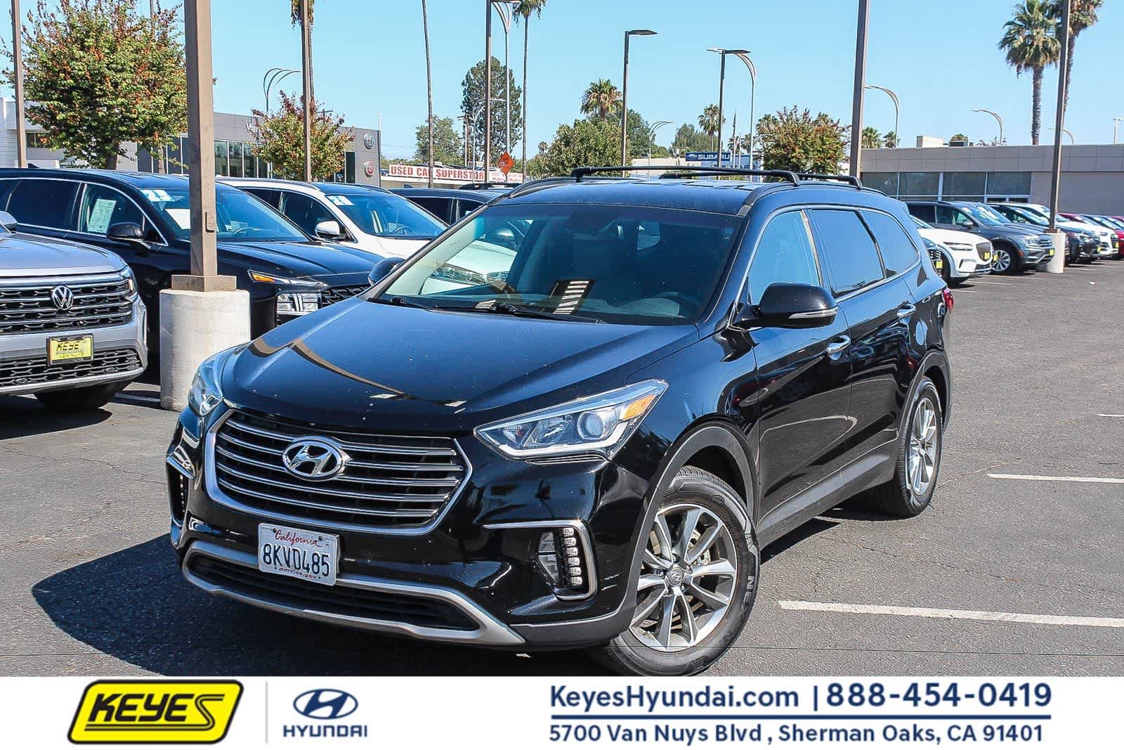Used 2019 Hyundai Santa Fe XL SE w/ SE Premium Package 02