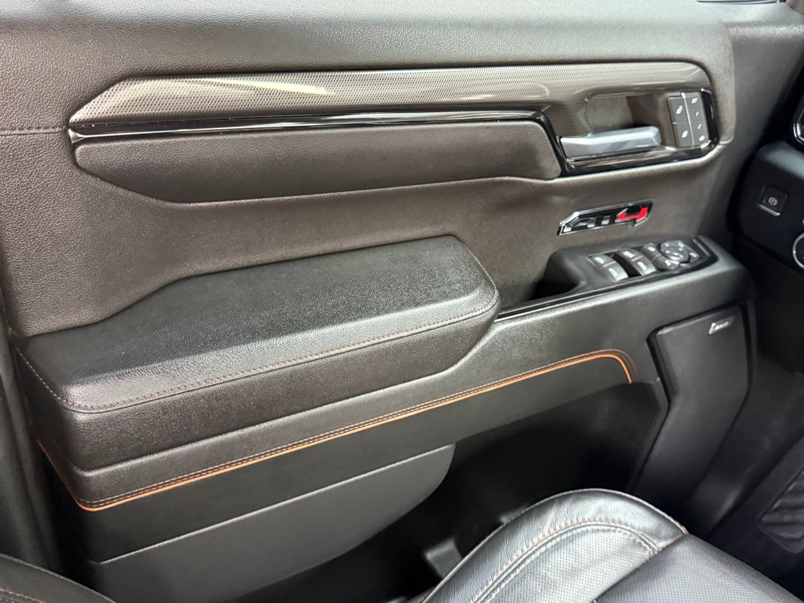 Used 2023 GMC Sierra 1500 AT4 AWD/4WD image 37