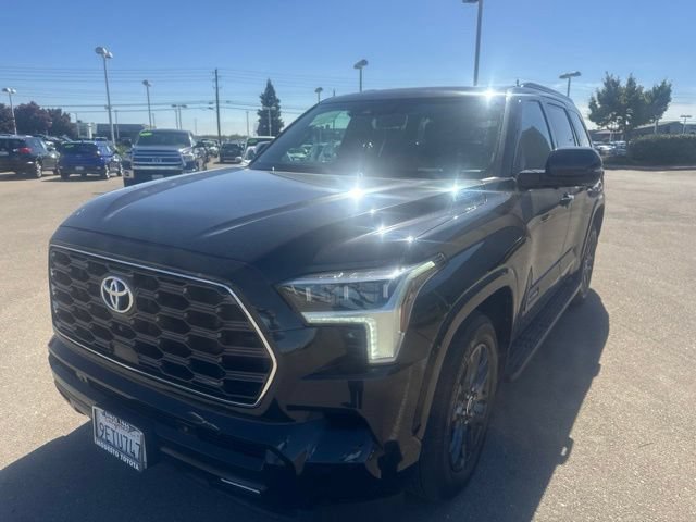 Used 2023 Toyota Sequoia Platinum AWD/4WD image 2