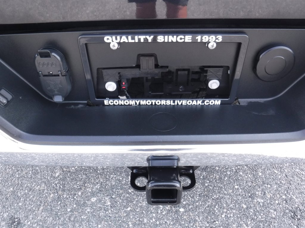 Used 2023 Chevrolet Silverado 1500 LT image 6