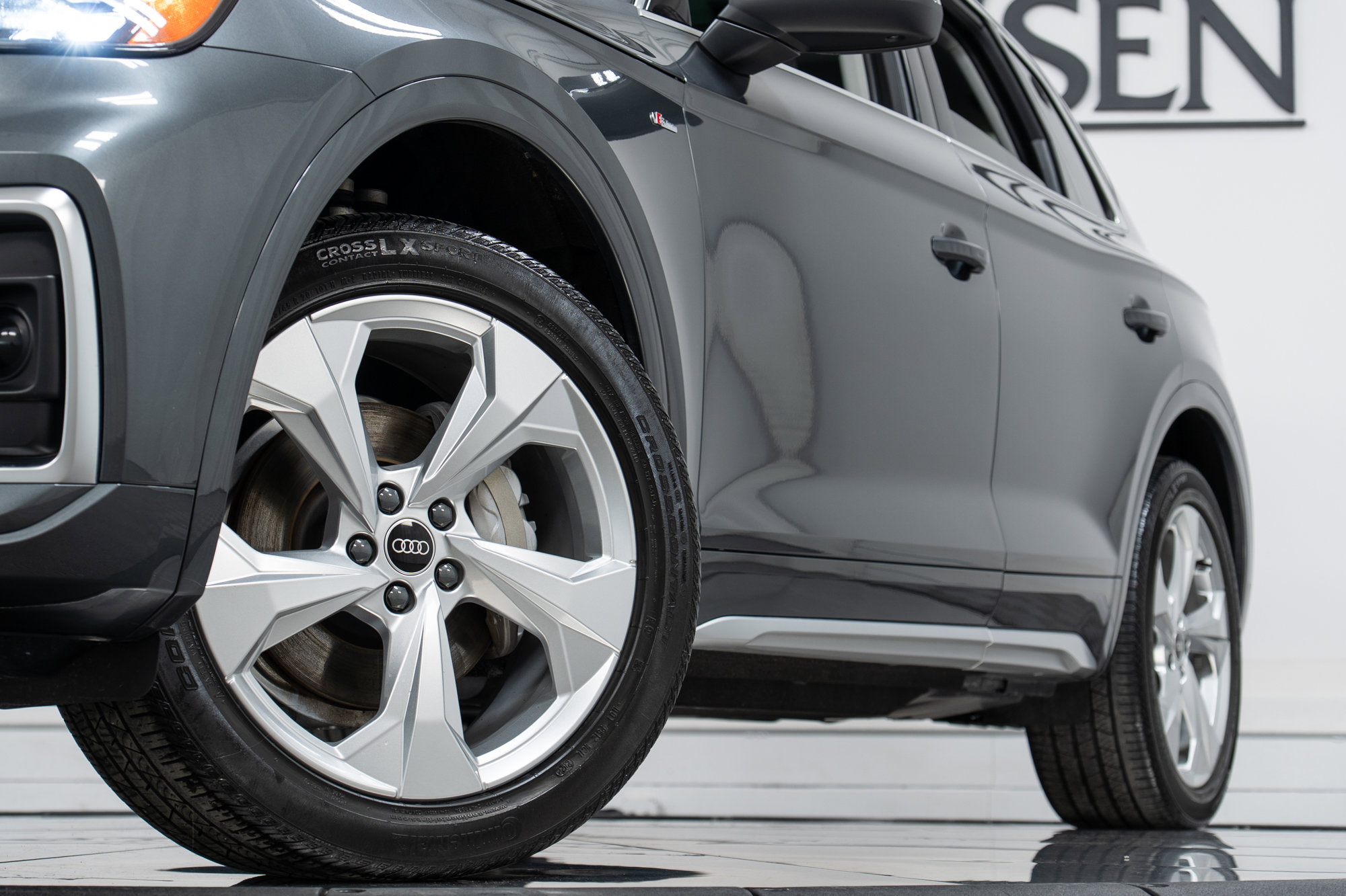 Used 2022 Audi Q5 2.0T Premium Plus image 28