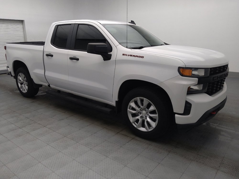 Used 2020 Chevrolet Silverado 1500 Custom w/ Custom Value Package RWD image 11