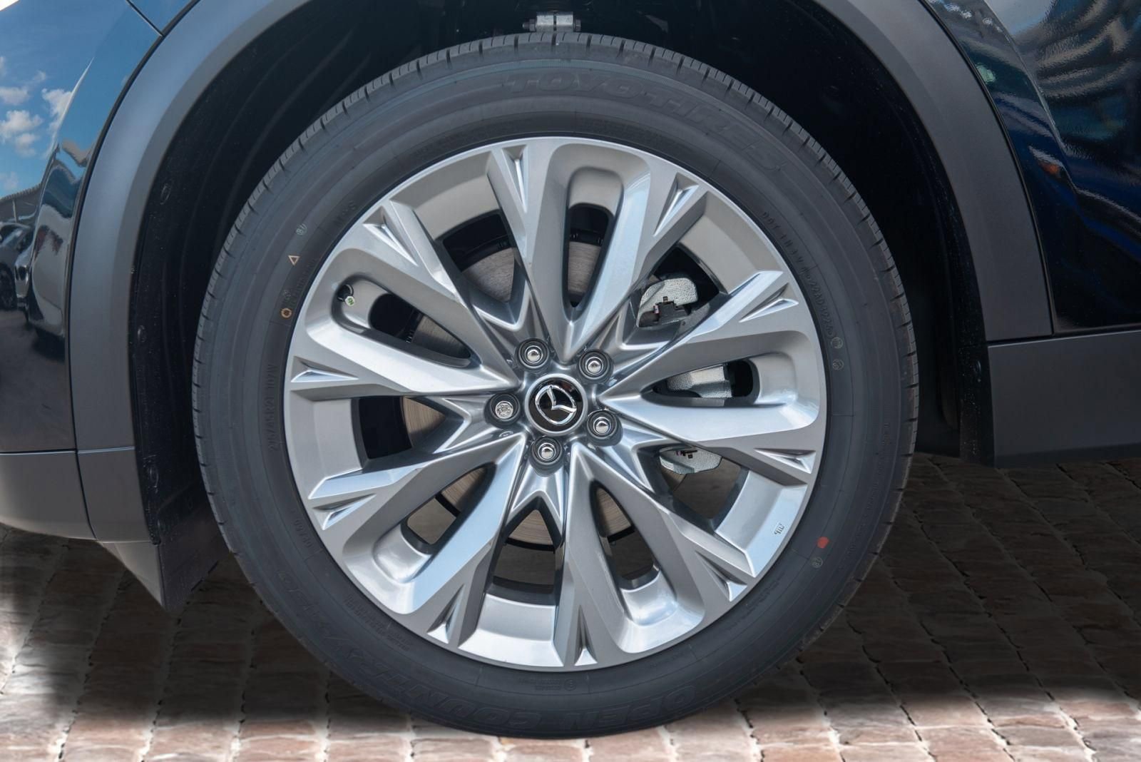 New 2026 MAZDA CX-90 3.3 Turbo w/ Preferred Package AWD/4WD image 37