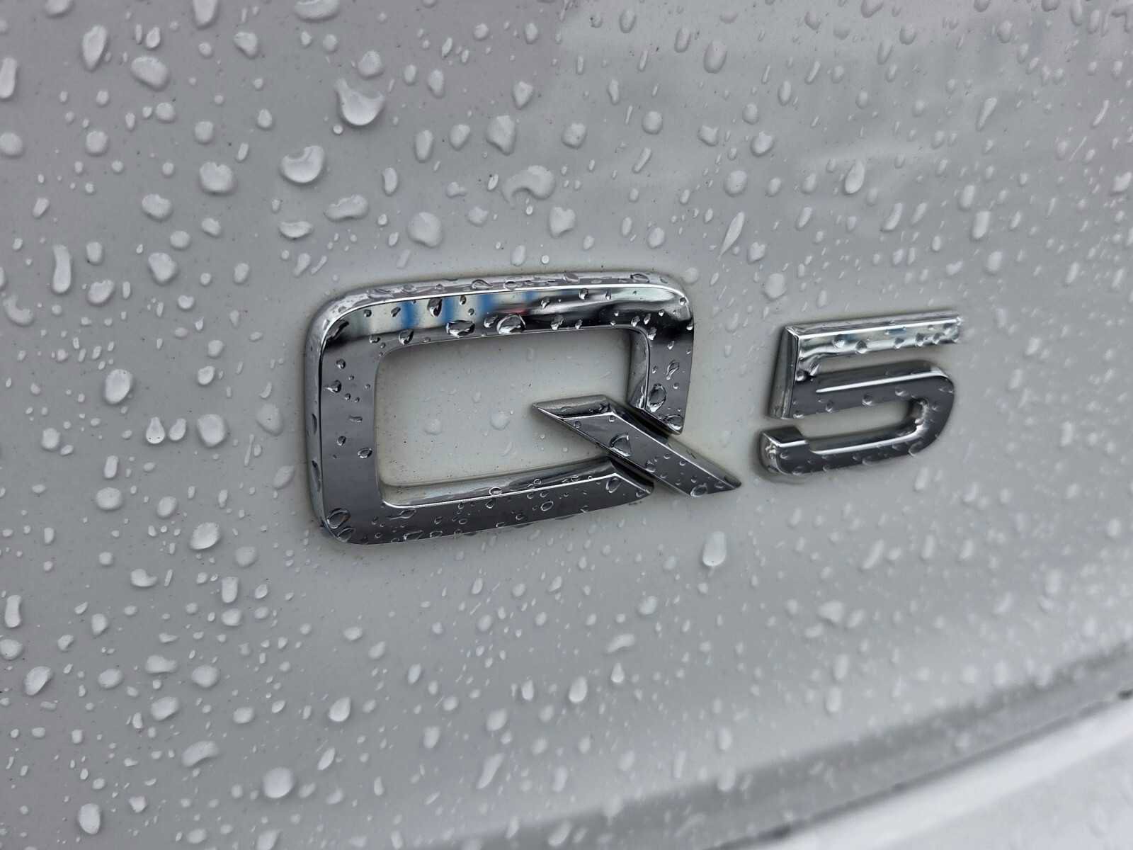 Used 2019 Audi Q5 2.0T Premium image 16