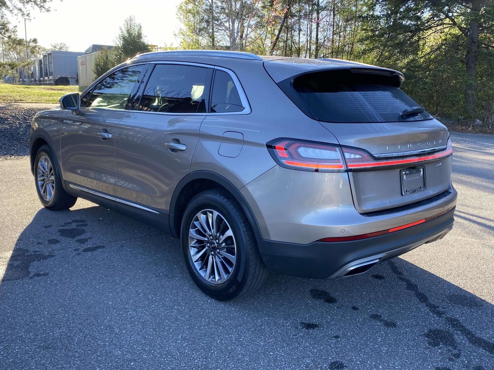 Used 2019 Lincoln Nautilus Select w/ Cargo Utility Package image 5