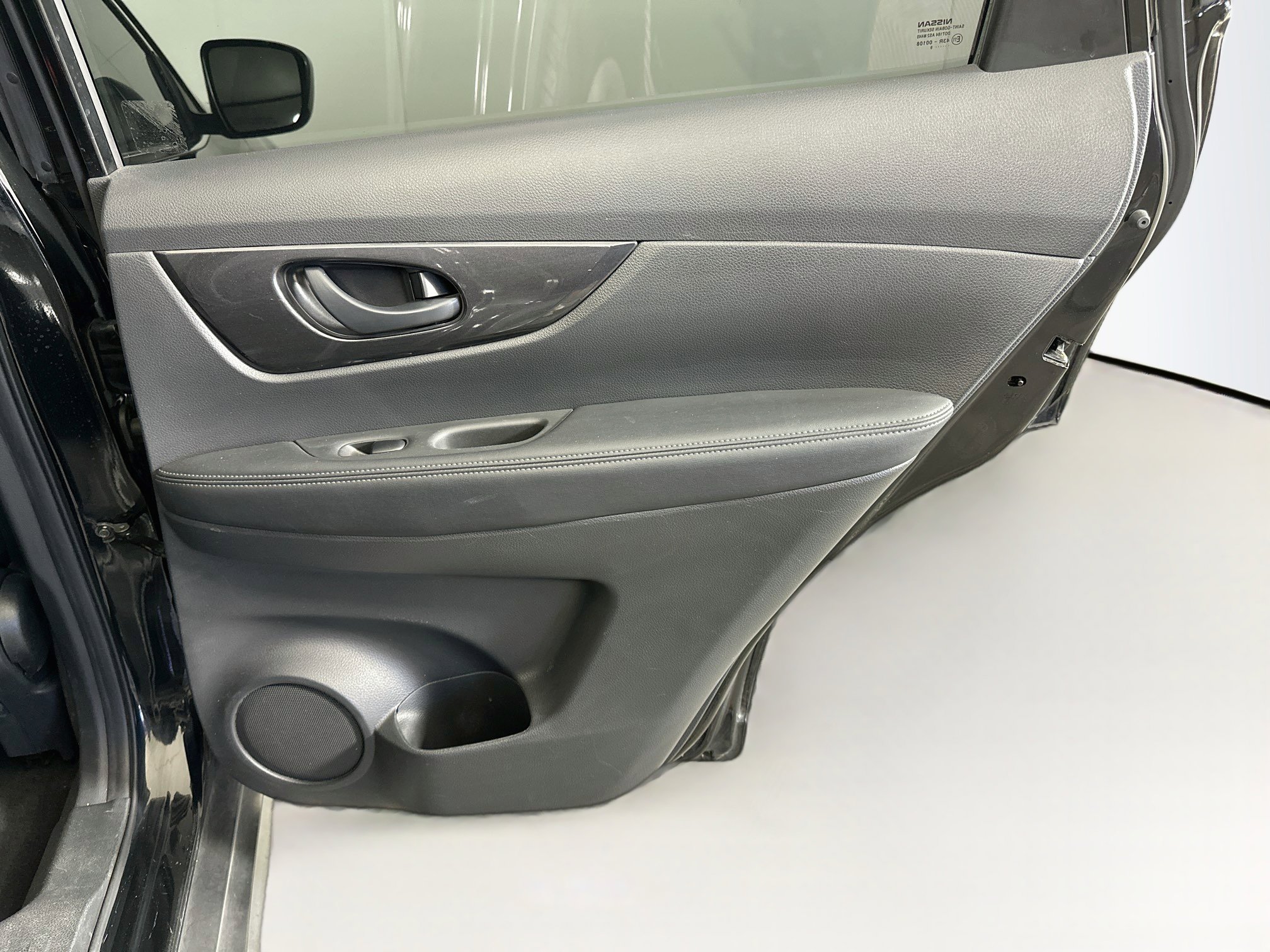 Used 2019 Nissan Rogue S FWD image 28