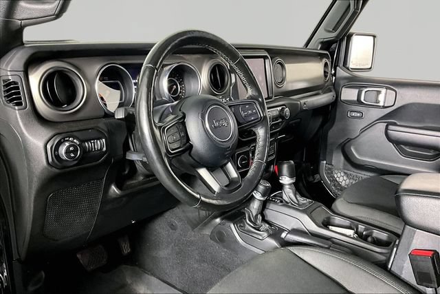 Used 2021 Jeep Gladiator Sport AWD/4WD image 16