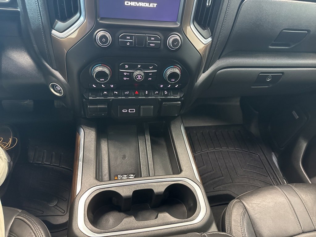 Used 2021 Chevrolet Silverado 1500 High Country w/ Safety Package II image 6