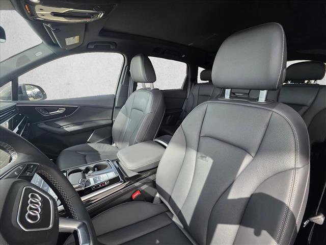 Used 2025 Audi Q7 3.0T Premium Plus w/ Premium Plus Package image 14