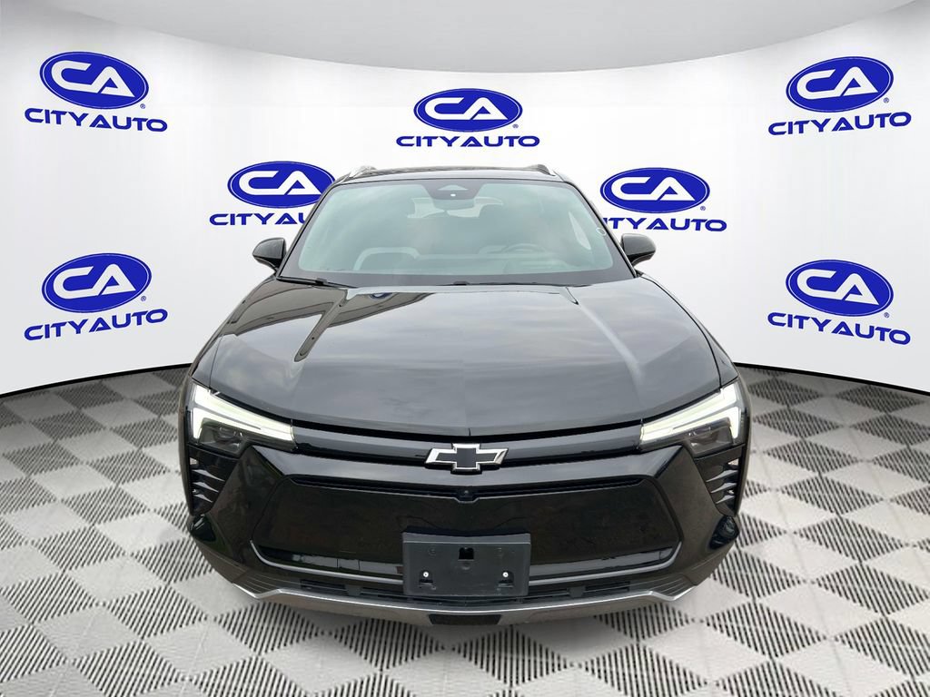 Used 2024 Chevrolet Blazer EV LT AWD/4WD image 10