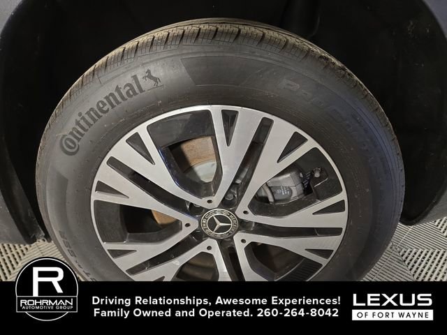 Used 2025 Mercedes-Benz GLB 250 4MATIC image 11