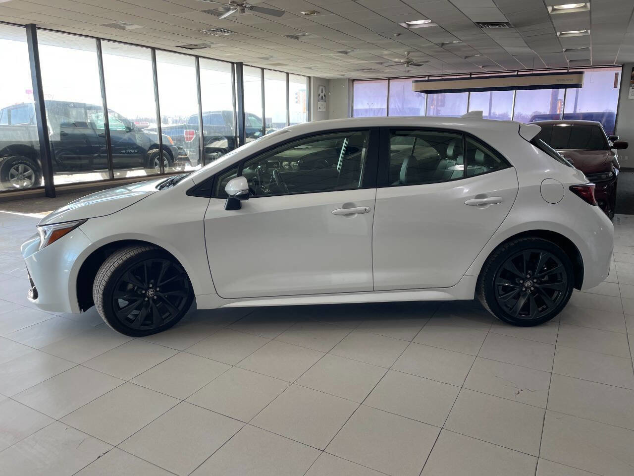 Used 2023 Toyota Corolla XSE w/ Carpet Mat Package (TMS) image 4