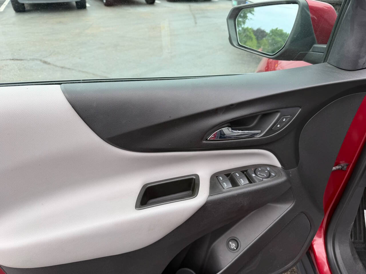 Used 2021 Chevrolet Equinox LT FWD image 9