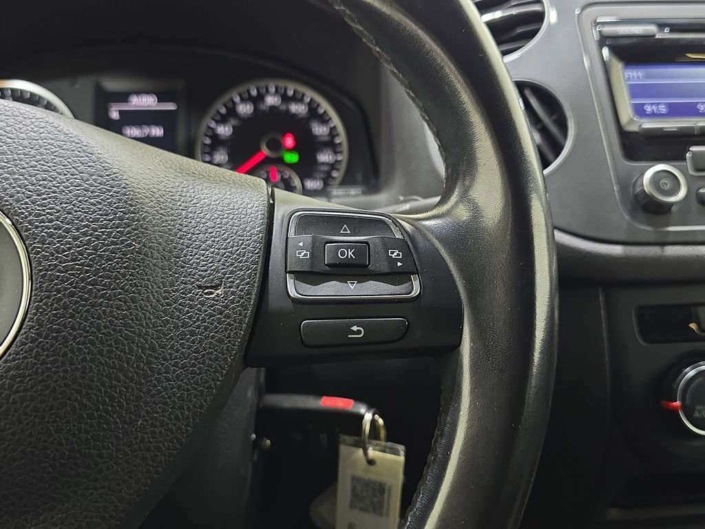 Used 2014 Volkswagen Tiguan SE AWD/4WD image 18