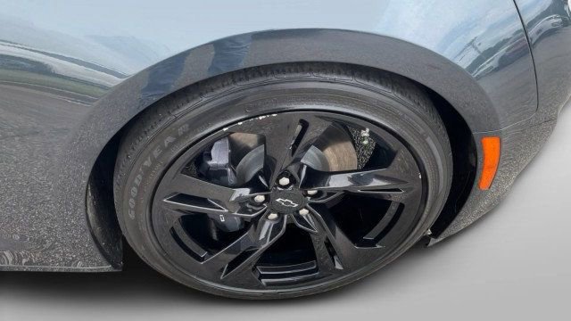 Used 2023 Chevrolet Camaro LT w/ RS Package RWD image 6