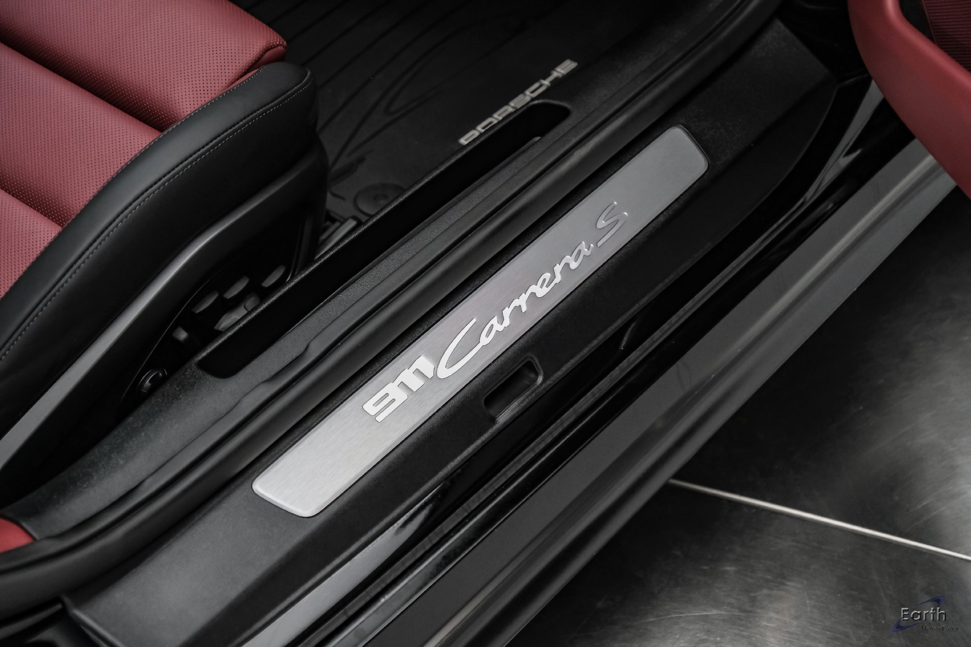 Used 2025 Porsche 911 Carrera S RWD image 49