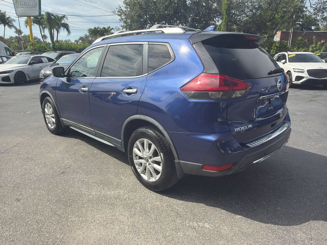 Used 2019 Nissan Rogue SV FWD image 3