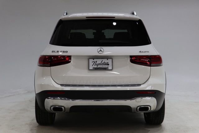 Used 2022 Mercedes-Benz GLB 250 4MATIC image 6