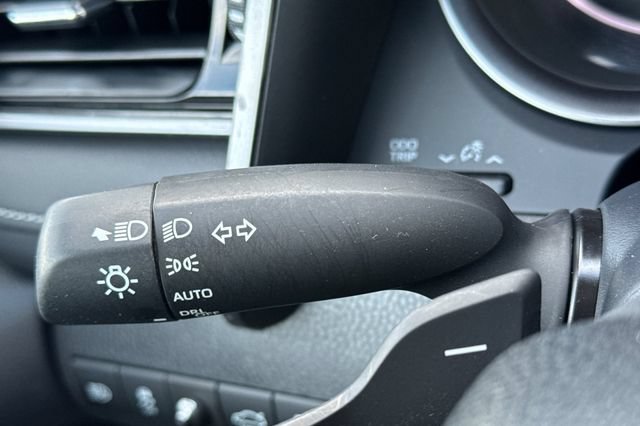 Used 2023 Toyota Camry SE w/ Convenience Package FWD image 38