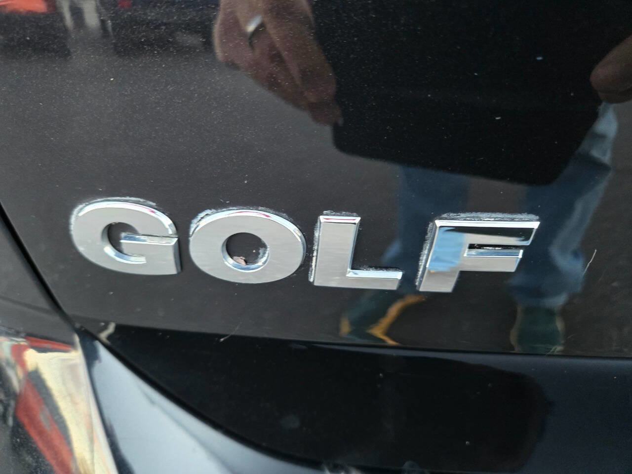 Used 2018 Volkswagen Golf S image 12