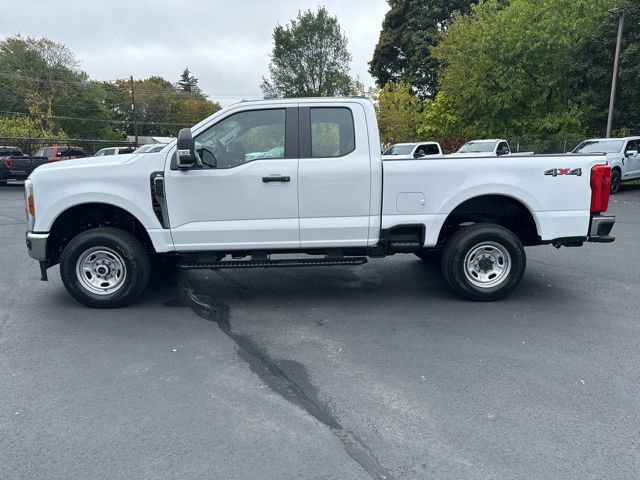 New 2026 Ford F250 XL w/ XL Chrome Package image 4