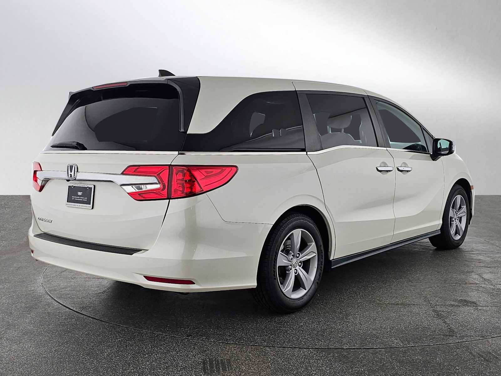 Used 2019 Honda Odyssey EX-L image 3