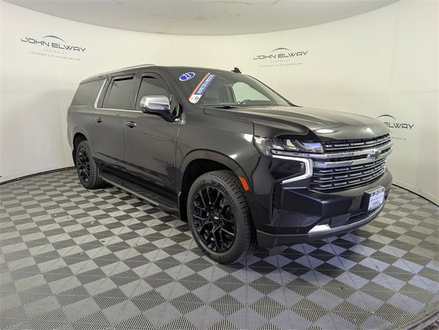 Used 2023 Chevrolet Suburban Premier image 7