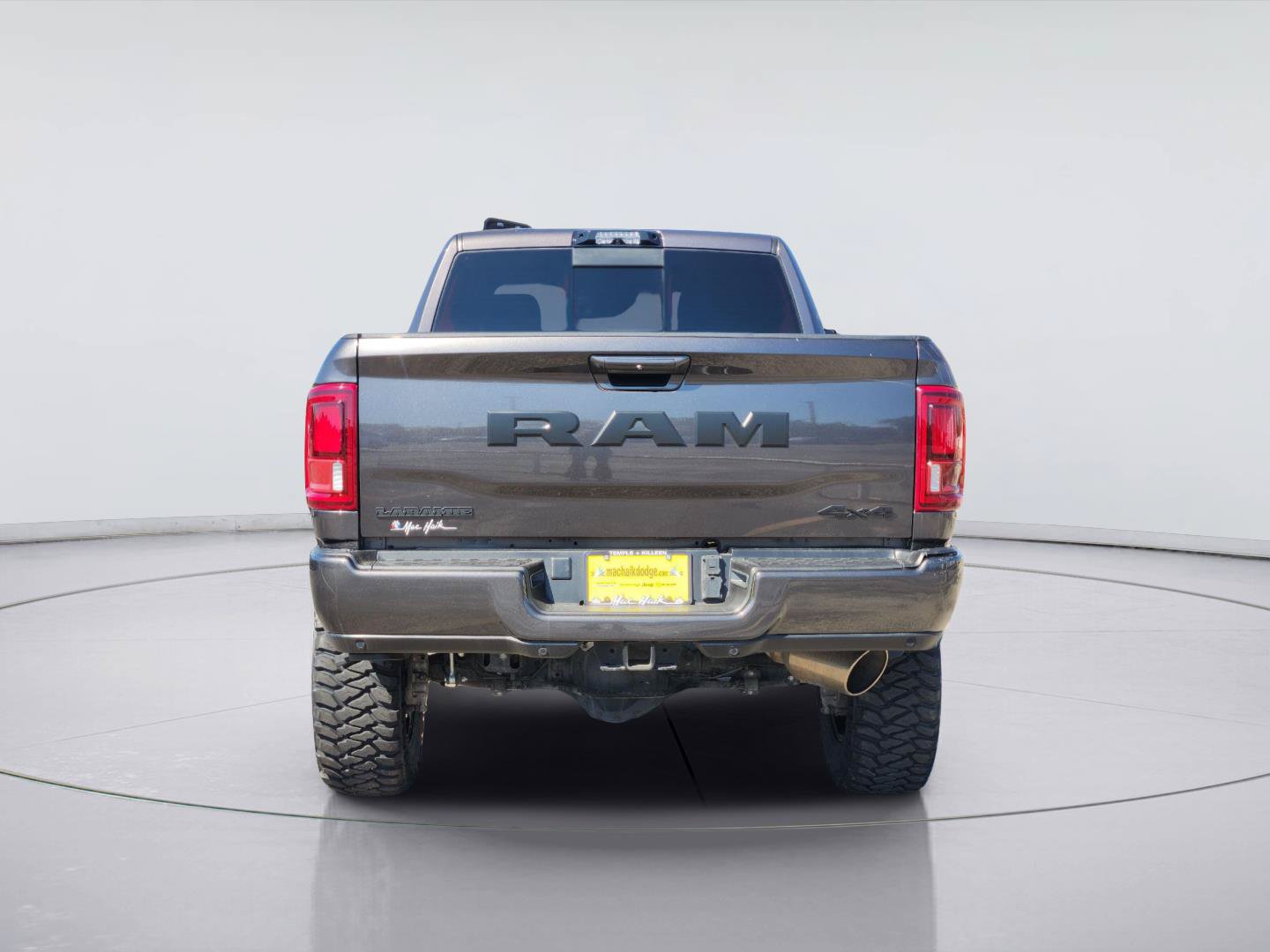 Used 2025 RAM 2500 Laramie AWD/4WD image 6