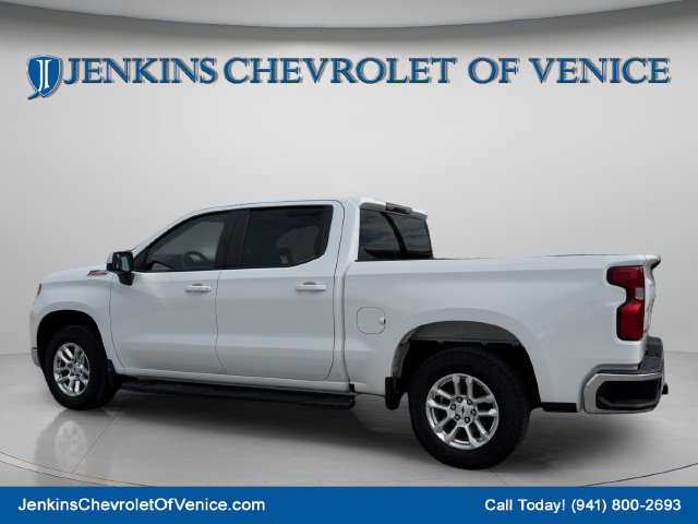 Used 2022 Chevrolet Silverado 1500 LT w/ Z71 Off-Road Package AWD/4WD image 7
