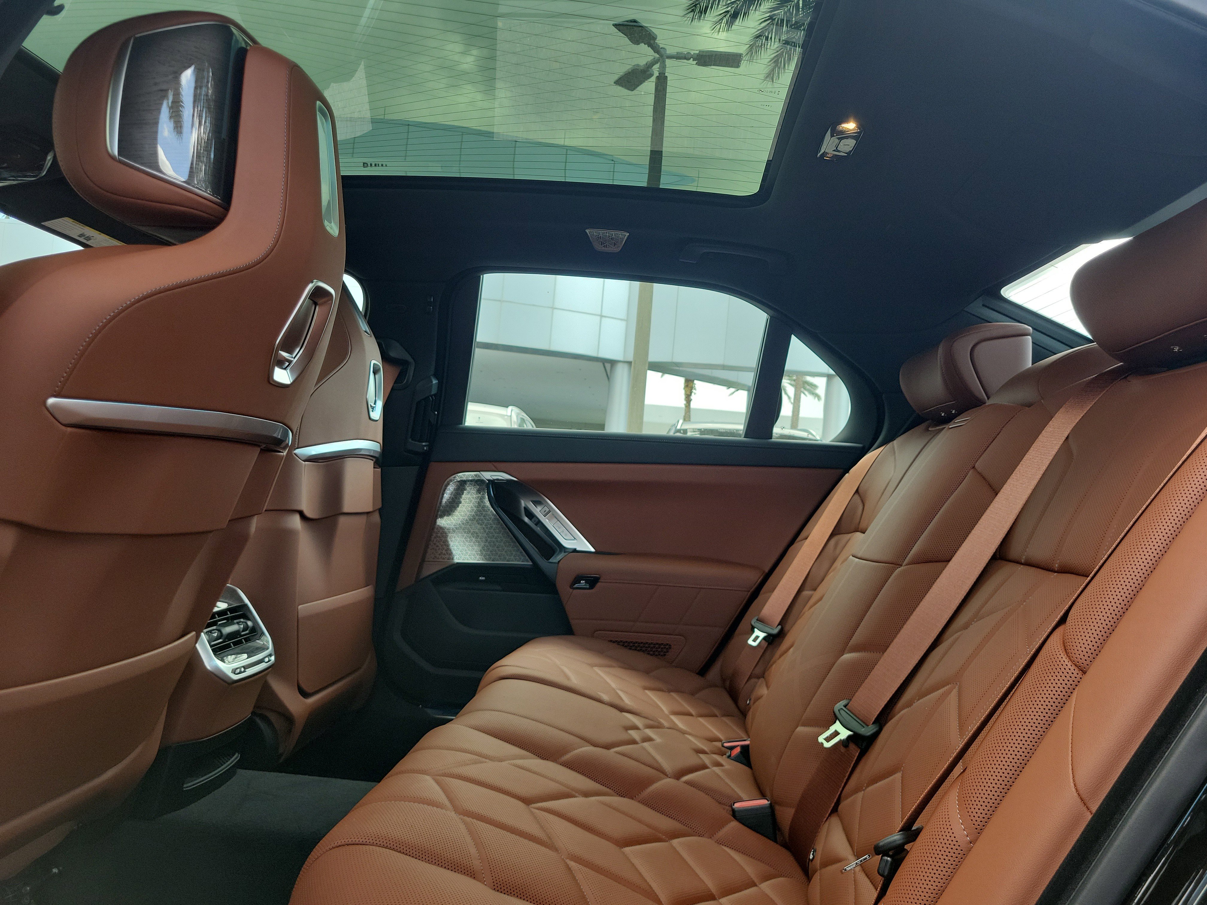 New 2026 BMW 760i xDrive w/ Executive Package AWD/4WD image 12