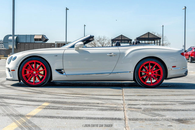 Used 2020 Bentley Continental GT V8 image 3