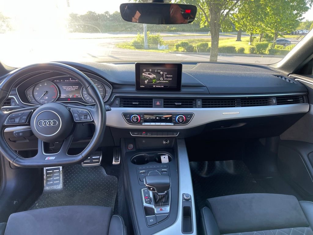 Used 2019 Audi S4 Premium w/ Convenience Package AWD/4WD image 11