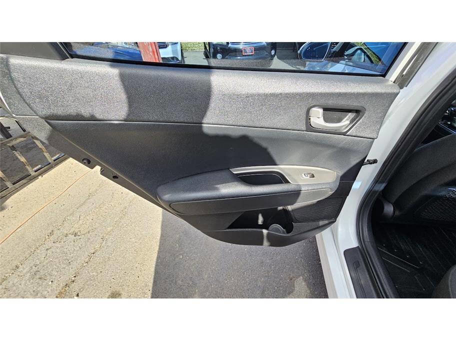 Used 2019 Kia Optima LX FWD image 30