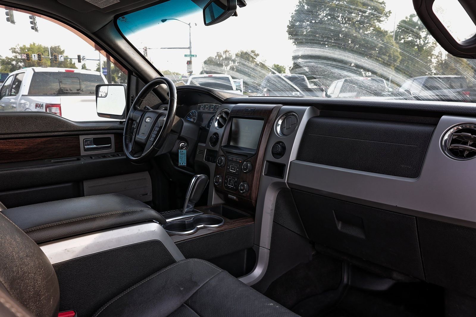 Used 2014 Ford F150 Lariat w/ Equipment Group 502A Luxury AWD/4WD image 24