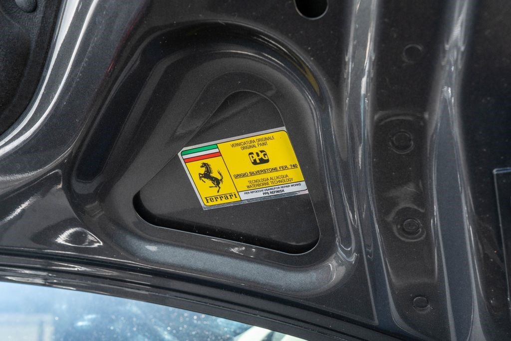 Used 2022 Ferrari Roma RWD image 14