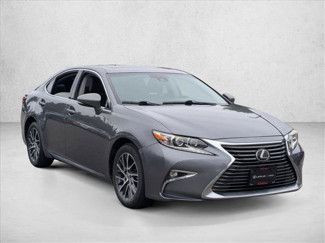 Used 2016 Lexus ES 350 w/ Luxury Package w/Wood Trim FWD image 3