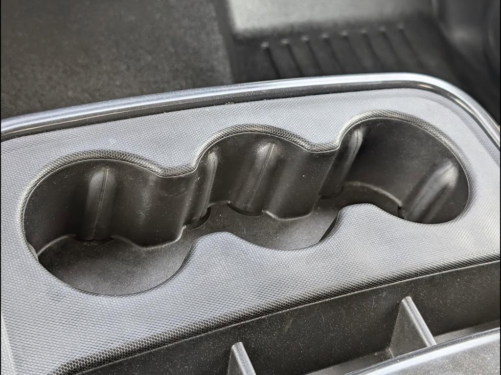 Used 2018 Chevrolet Silverado 1500 LT w/ All Star Edition image 16