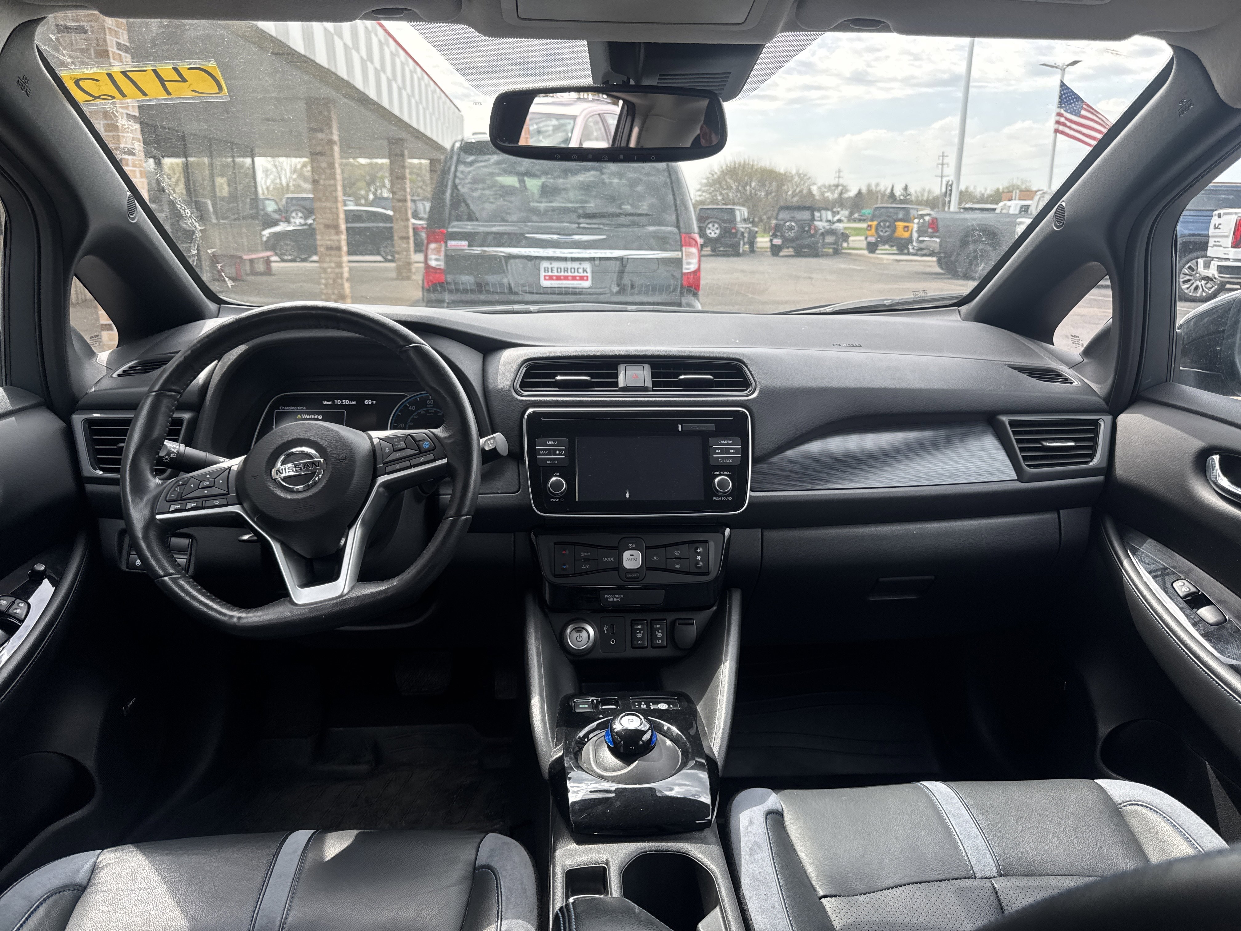 Used 2019 Nissan Leaf SL w/ SL Technology Package FWD image 6
