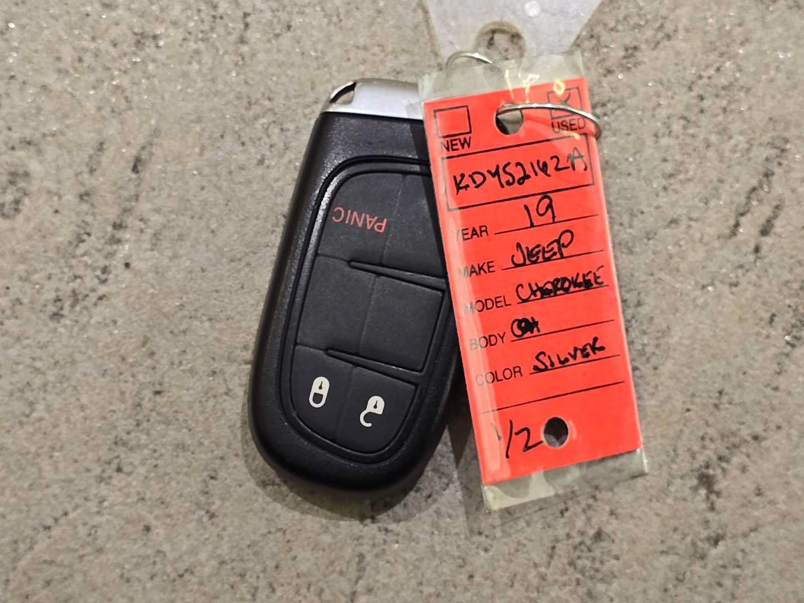 Used 2019 Jeep Cherokee Trailhawk w/ Trailer Tow Group AWD/4WD image 32