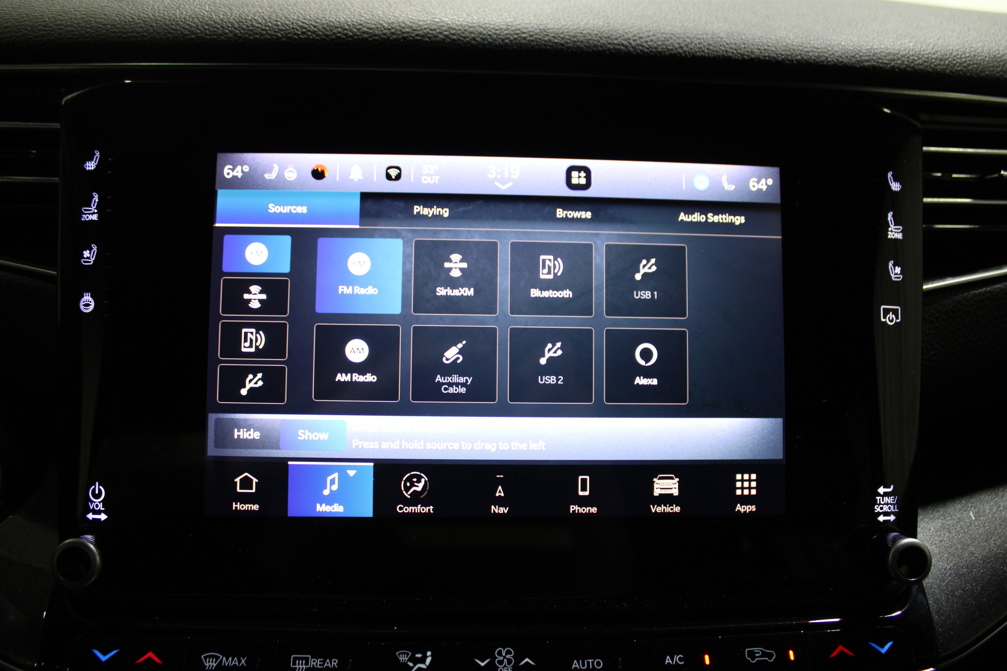 Used 2023 Jeep Wagoneer 4WD w/ Premium Group I image 17